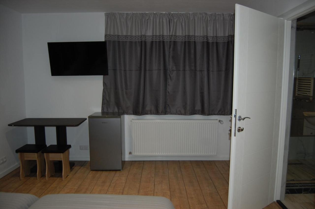Vila Phoenix Călimăneşti Екстериор снимка